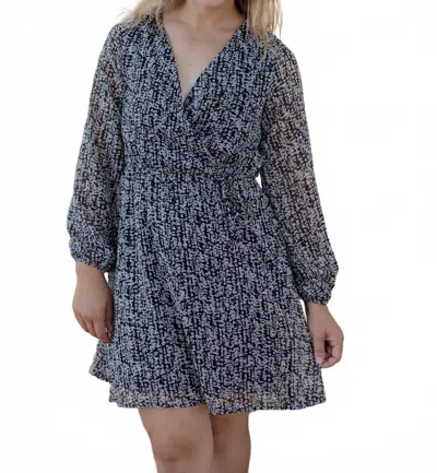 Gilli Tati Long Sleeve Mini Dress In Multi