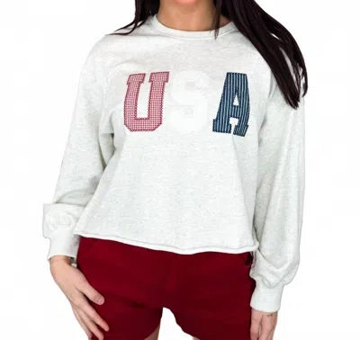 Gilli Uniquely Usa Long Sleeve Cropped Sweatshirt In Grey In White