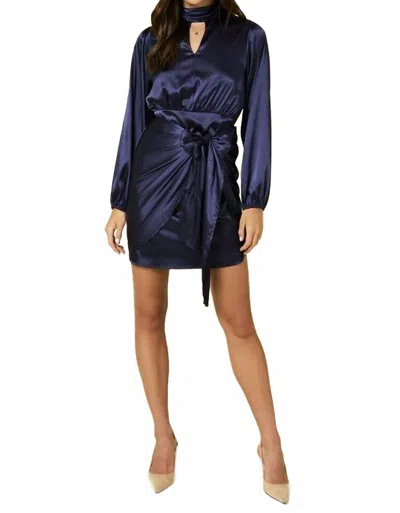 Gilli Zazie Satin Tie Waist Dress In Blue