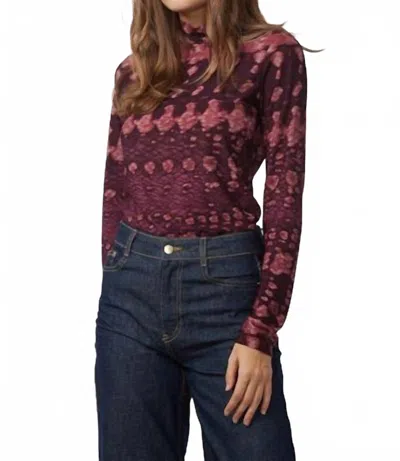 Gilner Farrar Evie Long Sleeve Top In Echo Valley In Burgundy