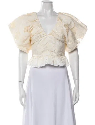 Pre-owned Gilner Farrar Lace Pattern V-neck Top In Neutrals