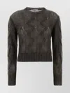 Gimaguas Cropped Cable Knit Long Sleeve Sweater In Gray