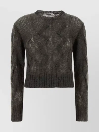 GIMAGUAS CROPPED CABLE KNIT LONG SLEEVE SWEATER