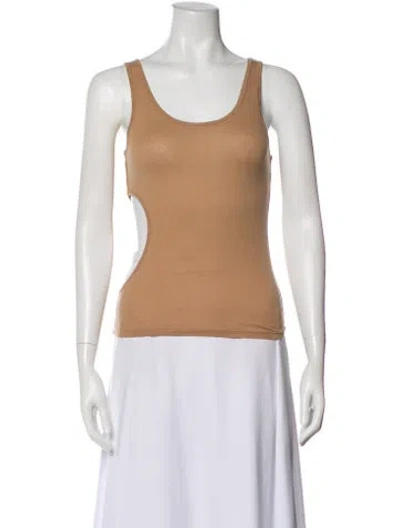 Pre-owned Gimaguas Scoop Neck Sleeveless Top In Neutral