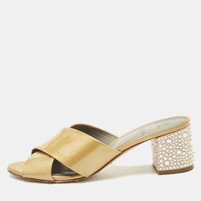 Pre-owned Gina Beige Patent Leather Crisscross Crystal Embellished Block Heel Sandals Size 37.5