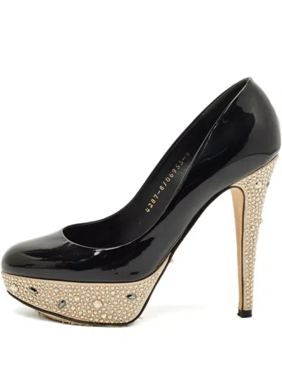 Pre-owned Gina Leather Pumps In Black