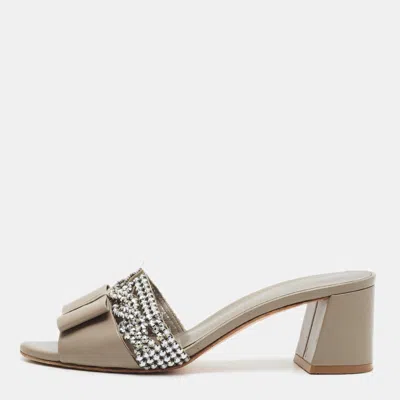 Pre-owned Gina Size 38 Grey Leather Cystal Embellished Bow Slide Sandals In Gray