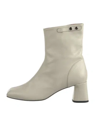 Pre-owned Gini & Albert Leather Boots In Neutrals