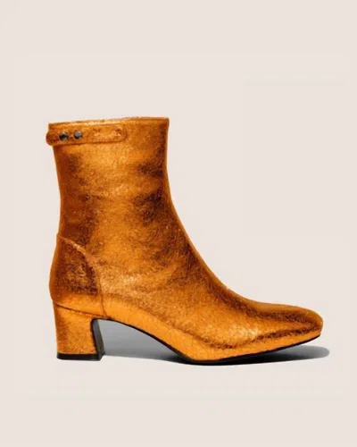 Gini & Albert Women's Wyn Boots In Disco Inferno In Orange