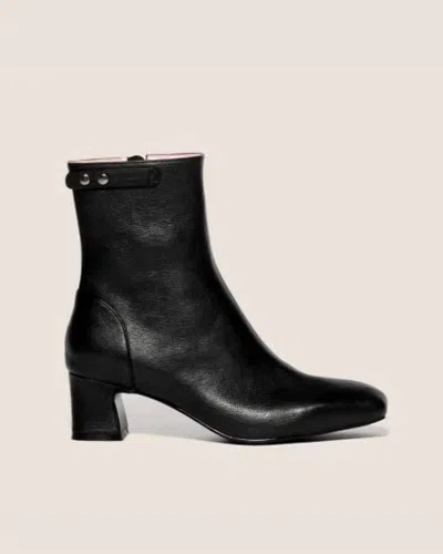 Gini & Albert Women's Wyn Boots In Licorice In Multi