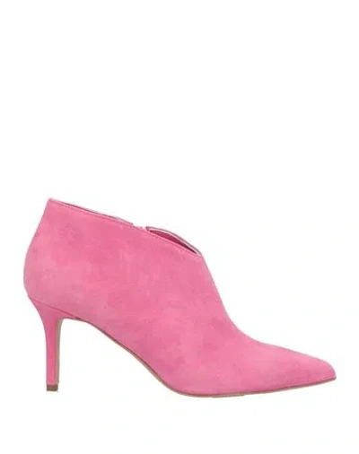 Gioia.a. Gioia. A. Woman Ankle Boots Magenta Size 8 Leather