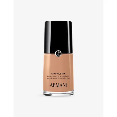 Giorgio Armani 8.25 Luminous Silk Foundation 30ml