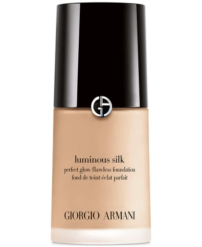 Giorgio Armani Armani Beauty Luminous Silk Natural Glow Foundation In . Light To Medium With An Olive Underton