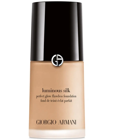 Giorgio Armani Armani Beauty Luminous Silk Natural Glow Foundation In . Medium To Tan With A Neutral Undertone