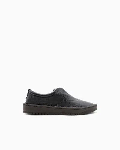 Giorgio Armani Chaussures À Enfiler En Cuir De Cerf In Black