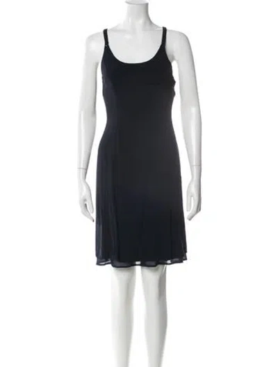 Pre-owned Giorgio Armani Crew Neck Knee-length Dress In Blue