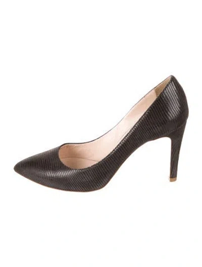 Pre-owned Giorgio Armani Embossed Leather Pumps In Black