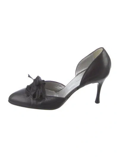 Pre-owned Giorgio Armani Leather D'orsay Pumps In Black
