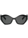 Giorgio Armani Sonnenbrille Mit Logo-schild In Black