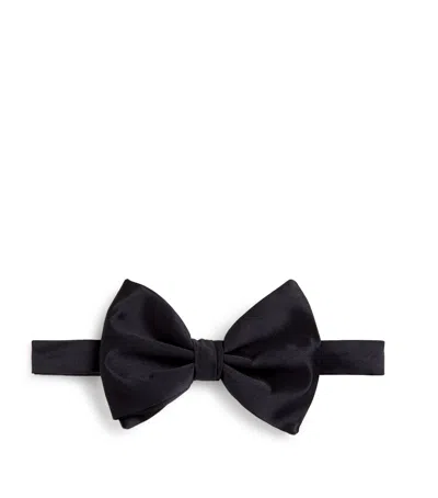 Giorgio Armani Silk Pre-tied Bowtie In Black