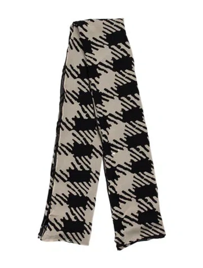 Pre-owned Giorgio Armani Silk Printed Scarf In Black