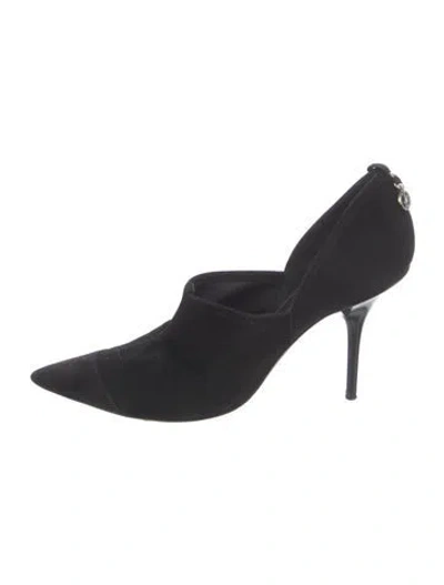 Pre-owned Giorgio Armani Suede Pumps In Black