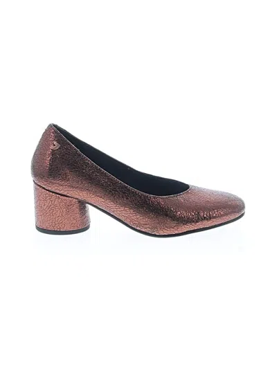 Pre-owned Gioseppo Heels In Brown