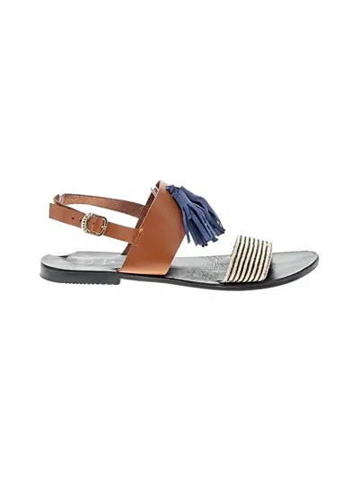 Pre-owned Gioseppo Sandals In Tan