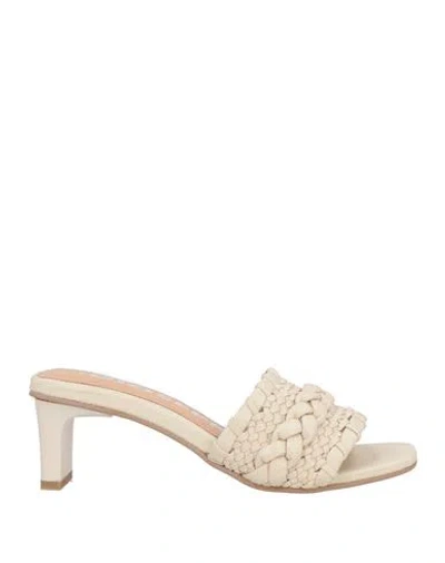 Gioseppo Woman Sandals Ivory Size 6 Leather In White