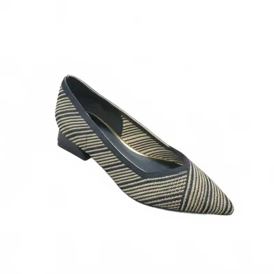 Gioseppo Women's Striped Heeled Shoes In Black/tan In Multi
