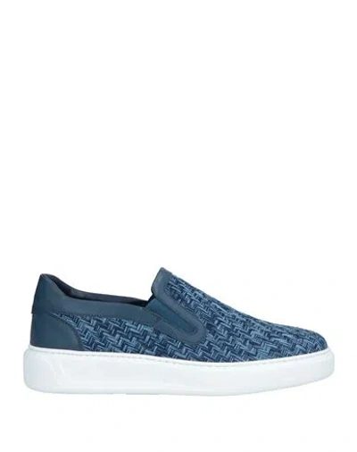 Giovanni Conti Man Sneakers Navy Size 7 Calfskin, Textile Fibers In Navy Blue