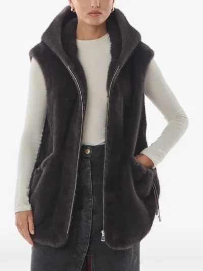 Giovanni Paris Maury Faux-fur Waistcoat In Grey