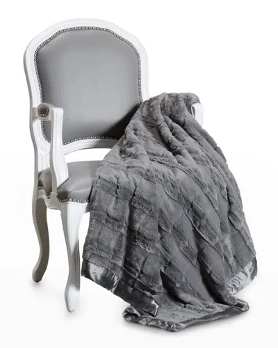 Giraffe At Home Luxe Waterfall Xl Throw In Grey