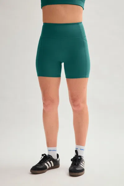 Girlfriend Collective Aspen Compressive Pocket Run Short In Green