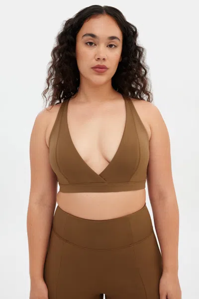 Girlfriend Collective Beachwood Cassandra V Neck Bra In Brown