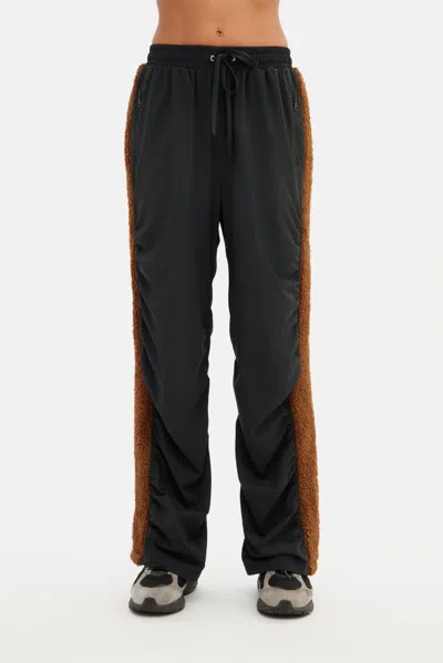 Girlfriend Collective Black Flextrack Ruched Pant