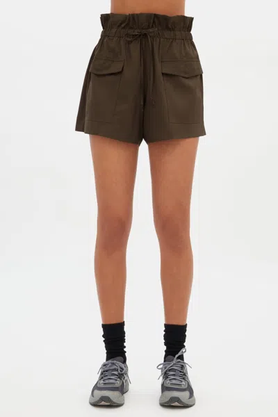 Girlfriend Collective Chestnut Cora Pocket Short In Green