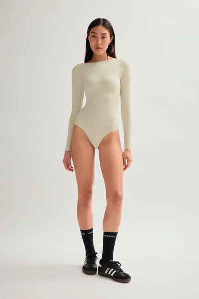 Girlfriend Collective Marble Elena Long Sleeve Bodysuit In Neutral