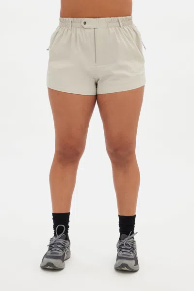 Girlfriend Collective Marble Winnie Snap Short In Neutral