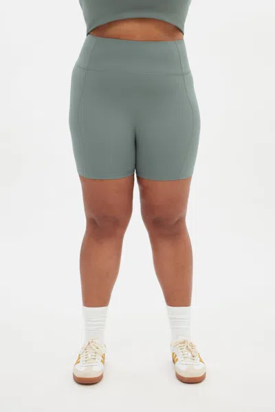 Girlfriend Collective Misty Sage Compressive Seamed Run Short In Black