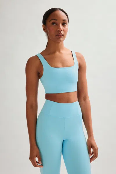 Girlfriend Collective Snowcap Tommy Cropped Bra In Blue