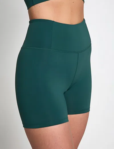 Girlfriend Collective Women's Float Ultralight Run Short In Green