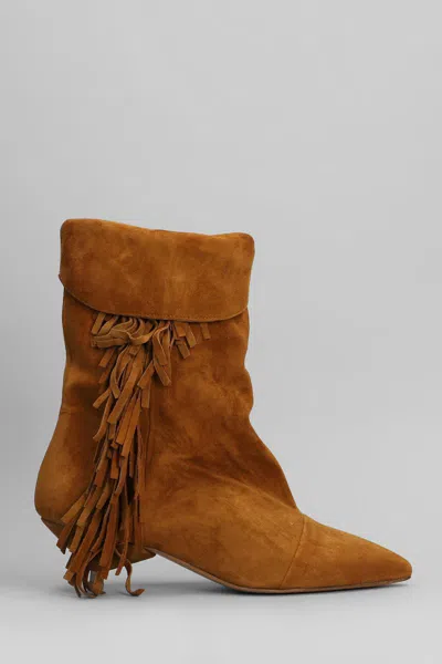 Gisel Moire Ariana Low Heels Ankle Boots In Leather Color