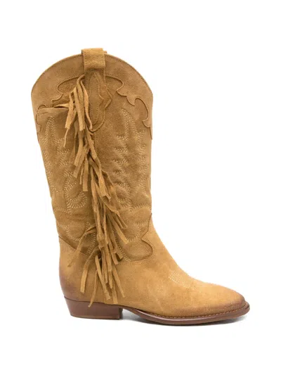 Gisel Moire Oklahoma Fringe Boots In Brown