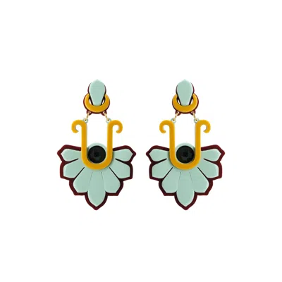 Gissa Bicalho Women's Handmade Acrylic Earring Long Daisy Pale Green
