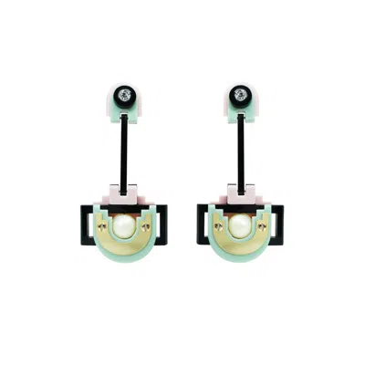 Gissa Bicalho Women's Handmade Acrylic Earring Long Maya / Black And Green
