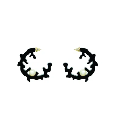 Gissa Bicalho Women's Handmade Acrylic Earrings Hoops Coral & Pearl Black
