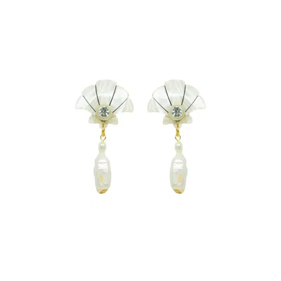 Gissa Bicalho Women's Neutrals Handmade Earring Shell And Pendant Pearl Clay In Multi