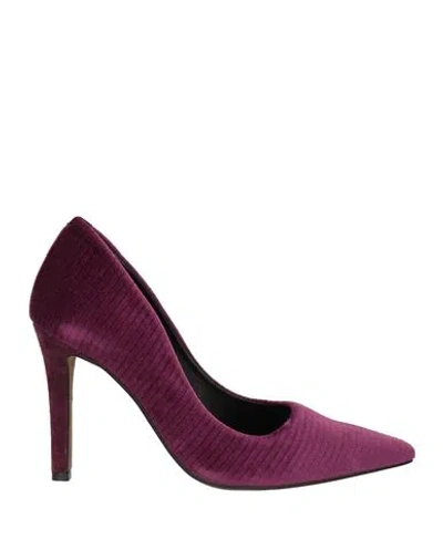 Giulia Neri Woman Pumps Deep Purple Size 8 Textile Fibers