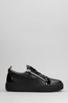 Giuseppe Zanotti A1 Sneakers In Black Leather In Black